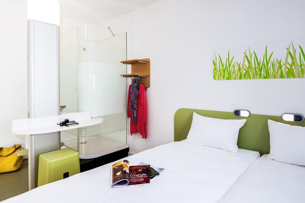 Ibis Budget Bordeaux Aeroport Mérignac Εξωτερικό φωτογραφία