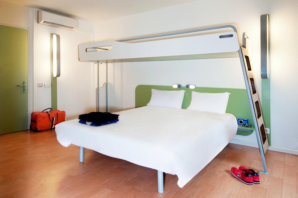 Ibis Budget Bordeaux Aeroport Mérignac Εξωτερικό φωτογραφία